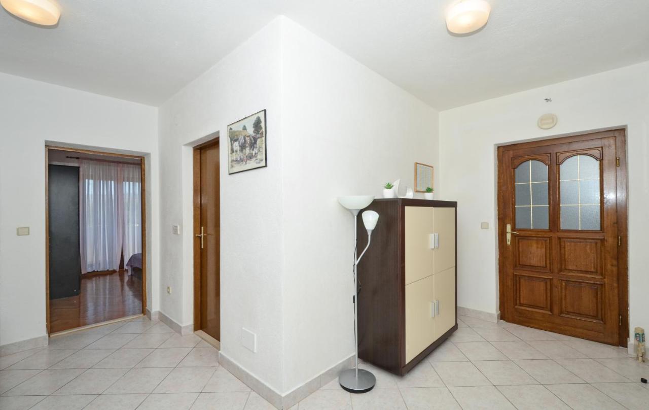 Apartment With Heated Pool And Sea View 特罗吉尔 外观 照片